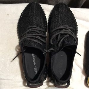 Yeezy 350 Pirate Blacks